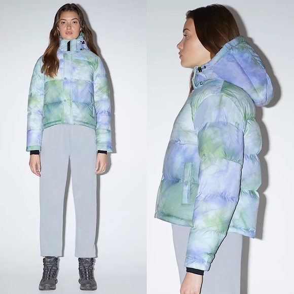 TNA Jackets & Blazers - TNA SUPERPUFF NWT